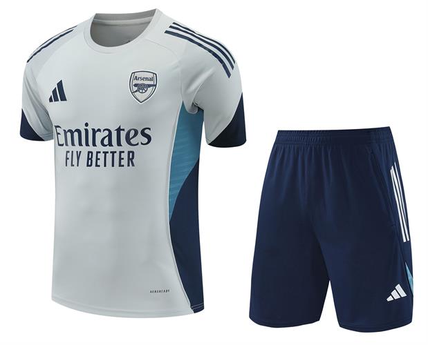 ארסנל חליפת קיץ קצרה