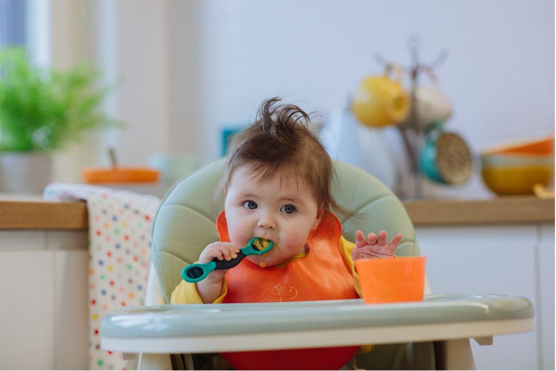 זוג כפיות פטנט לאכילה קלה של התינוק