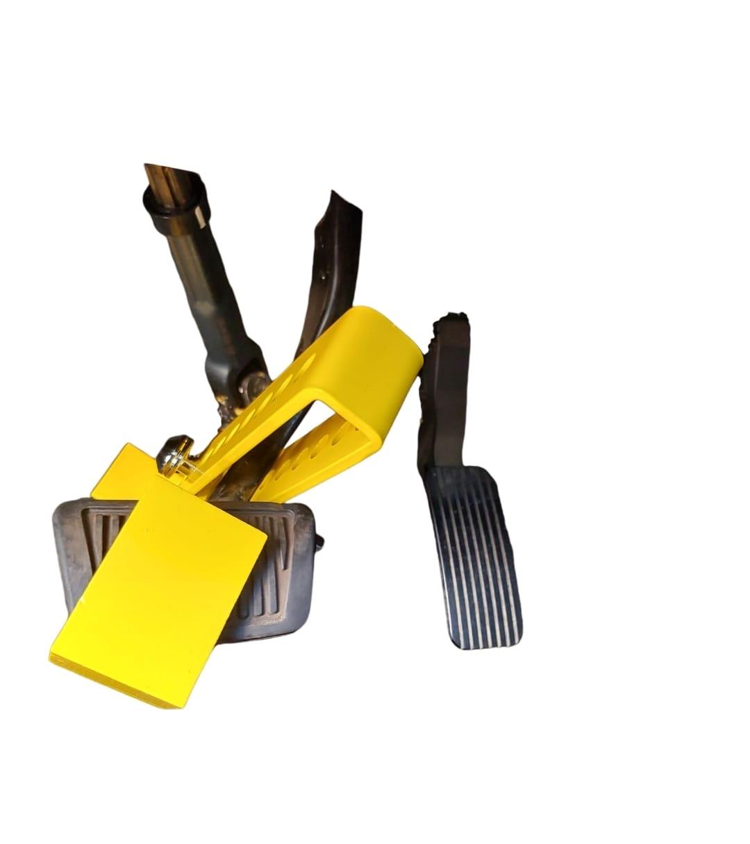 מנעול ברקס יונדאי קונה HYUNDAI KONA נועל לדוושות ברקס עם מנעול משוריין 12 ממ קמפינג לייף מנעול ברקס יונדאי קונה HYUNDAI KONA נועל לדוושות ברקס עם מנעול משוריין 12 ממ קמפינג לייף