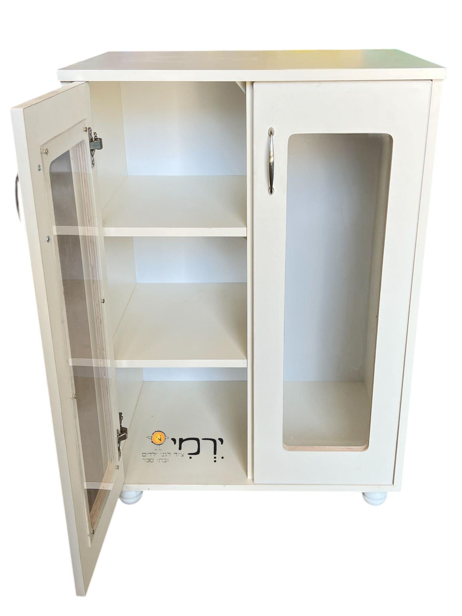 ארון בובה מפואר