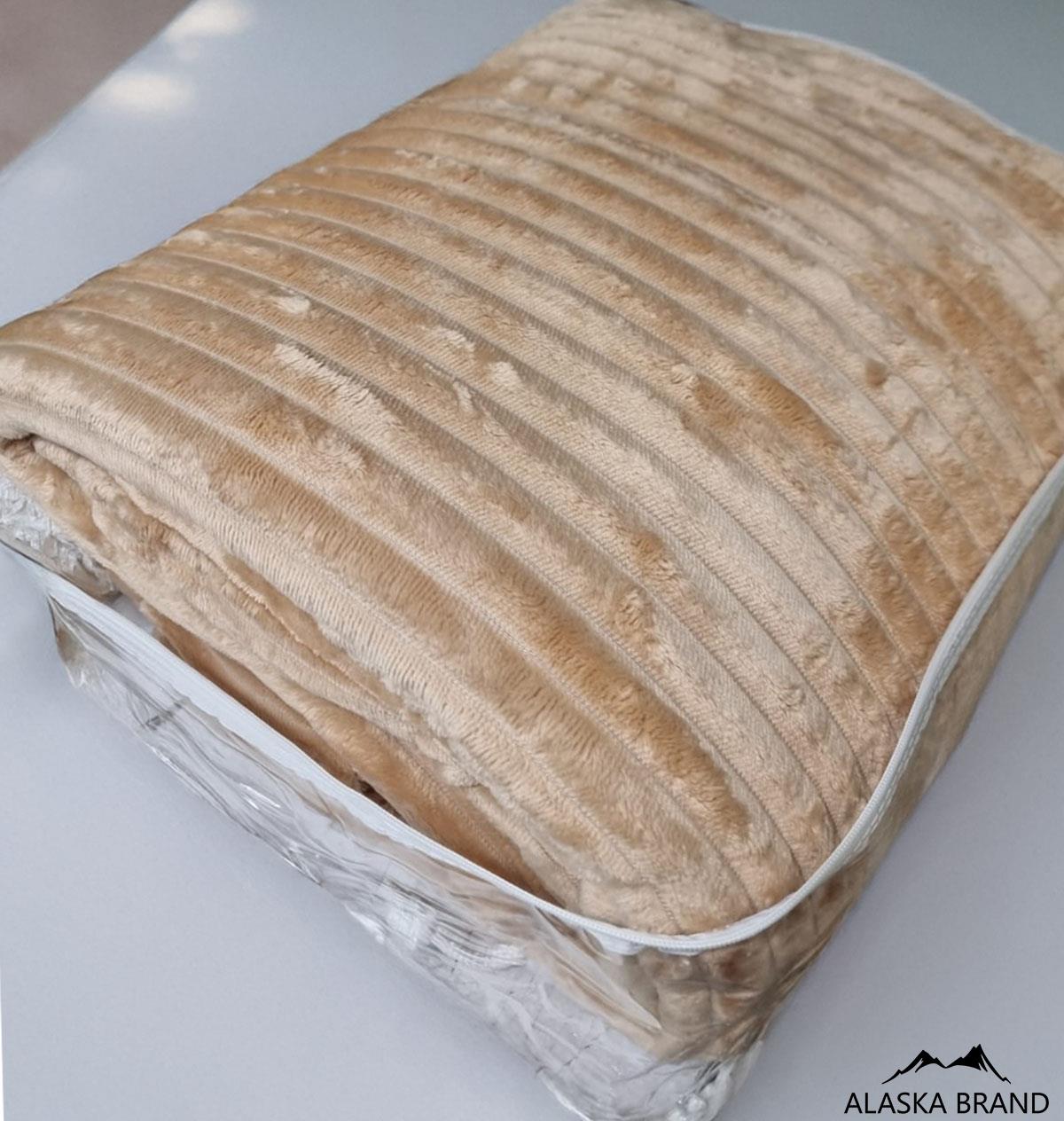 שמיכת פוך פינוק! עם מילוי דו צדדית קטיפה פליז | דגם סטריפ - פינלנד * זוגי במלאי * שמיכת פוך פינוק! עם מילוי דו צדדית קטיפה פליז | דגם סטריפ - פינלנד * זוגי במלאי *