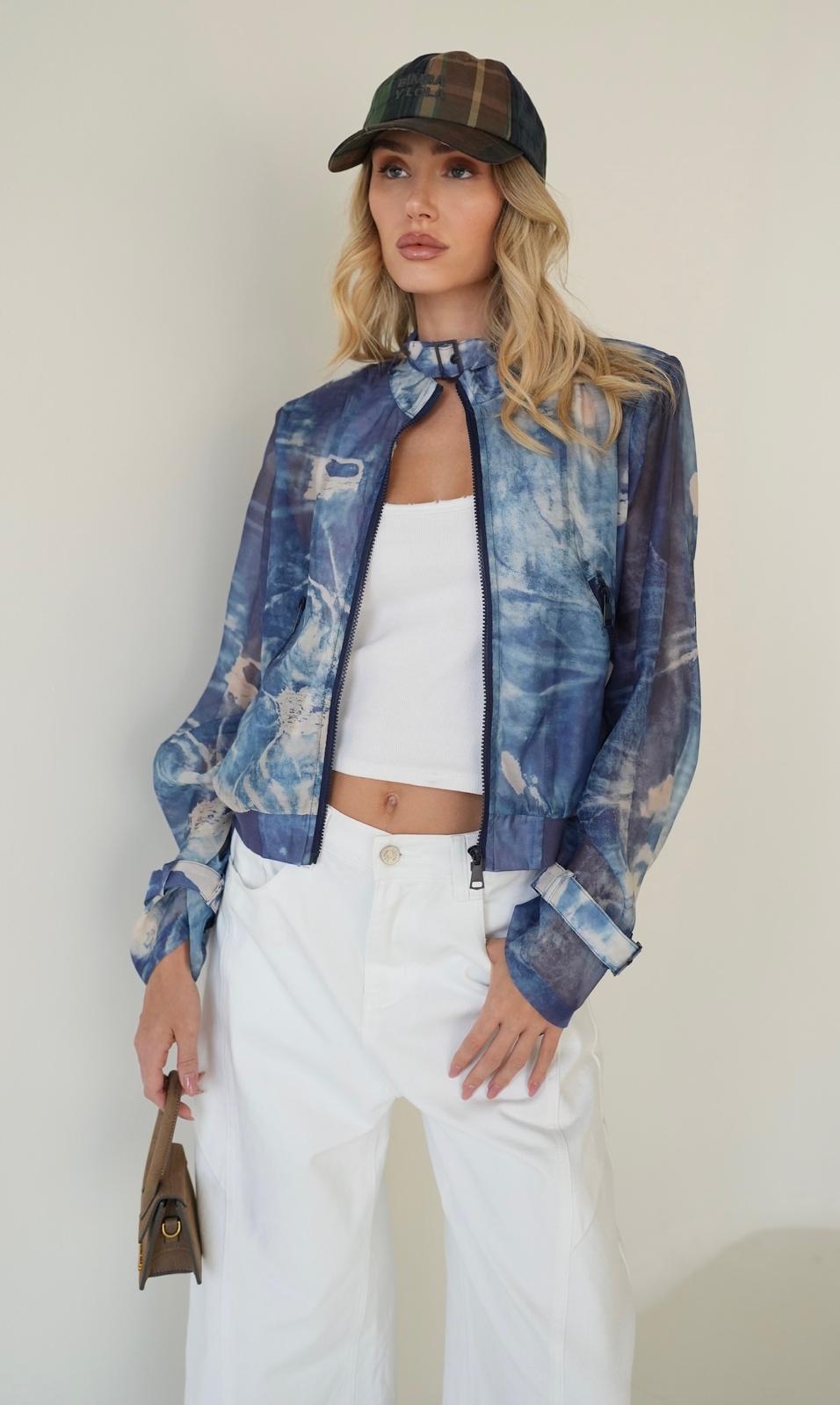 עליונית סטייל פרינט טאי דאי