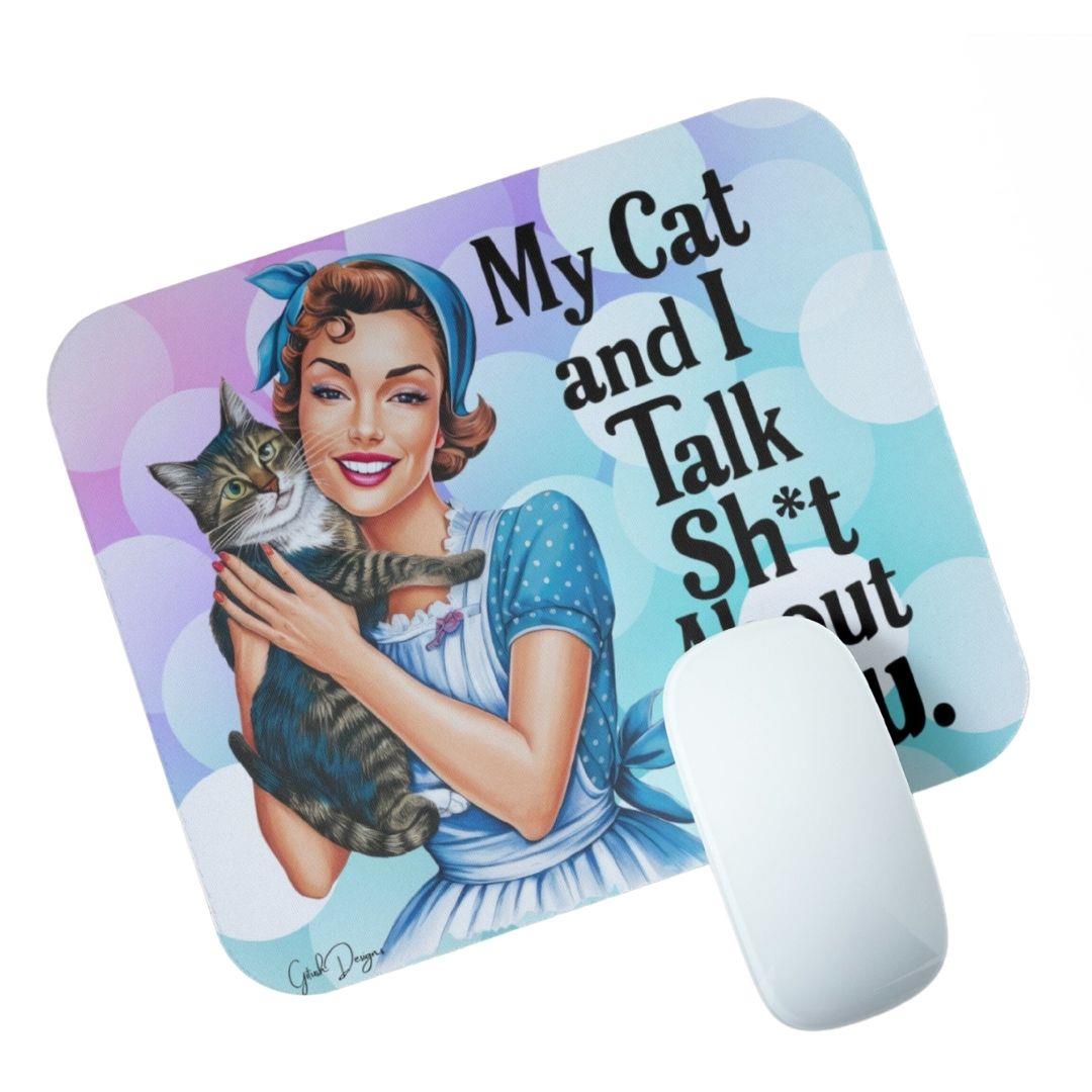 פד לעכבר מעוצב למחשב בעיצוב אישי של חתול ואישה – מתנה לעובדת או למנהלת עם הומור וסטייל.