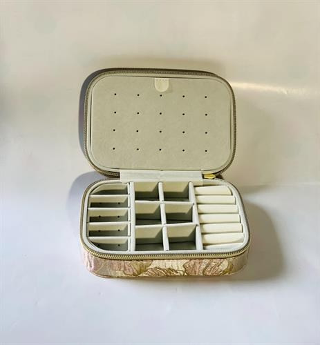 תיק מדוגם ורוד