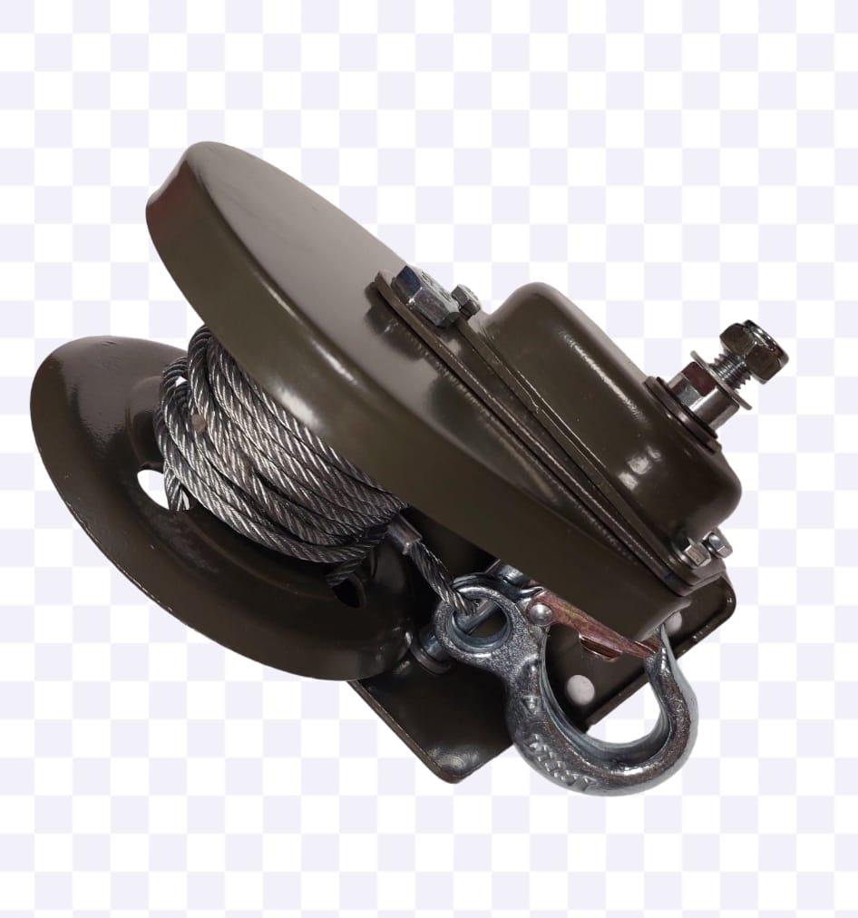 כננת יד לנגרר או לטנדר עם ברקס כבל 6 מטר כוח משיכה עד 550 קג כבל פלדה קמפינג לייף כננת יד לנגרר או לטנדר עם ברקס כבל 6 מטר כוח משיכה עד 550 קג כבל פלדה קמפינג לייף