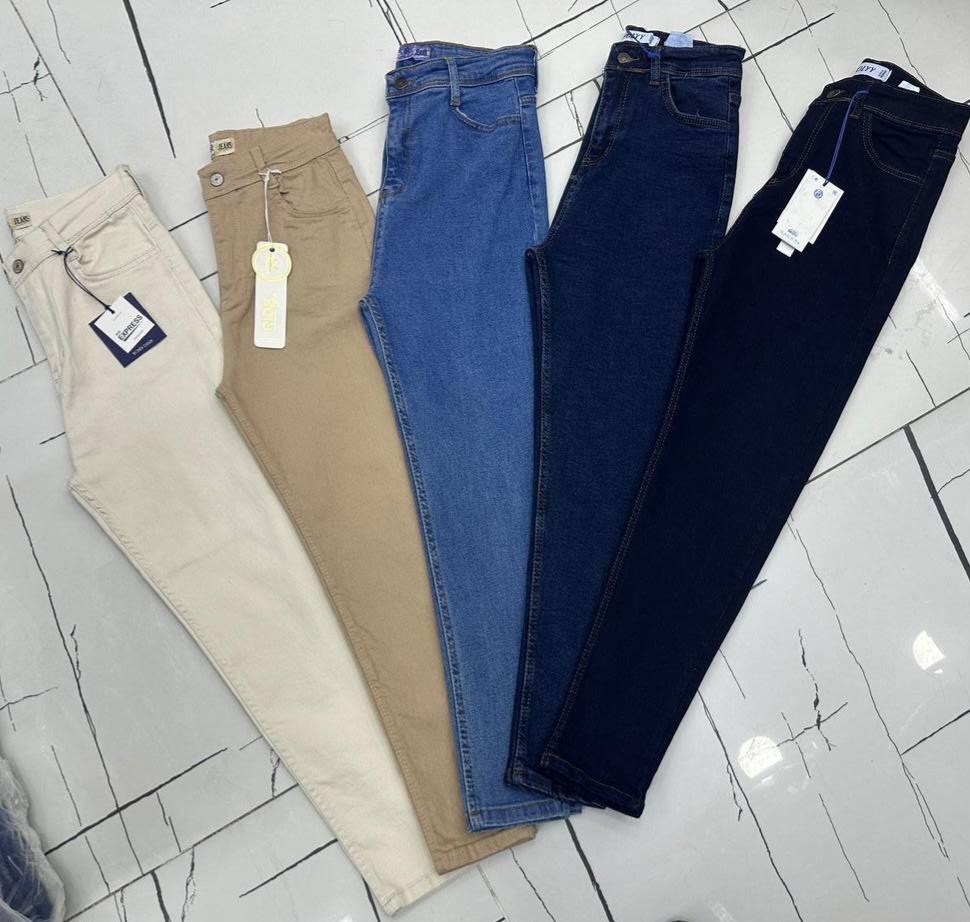 ג'ינס סקיני