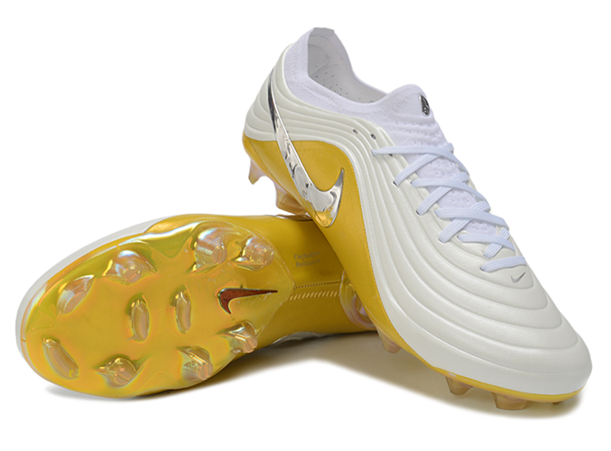 נעלי כדורגל נייק Nike Tiempo Legend לבן זהב