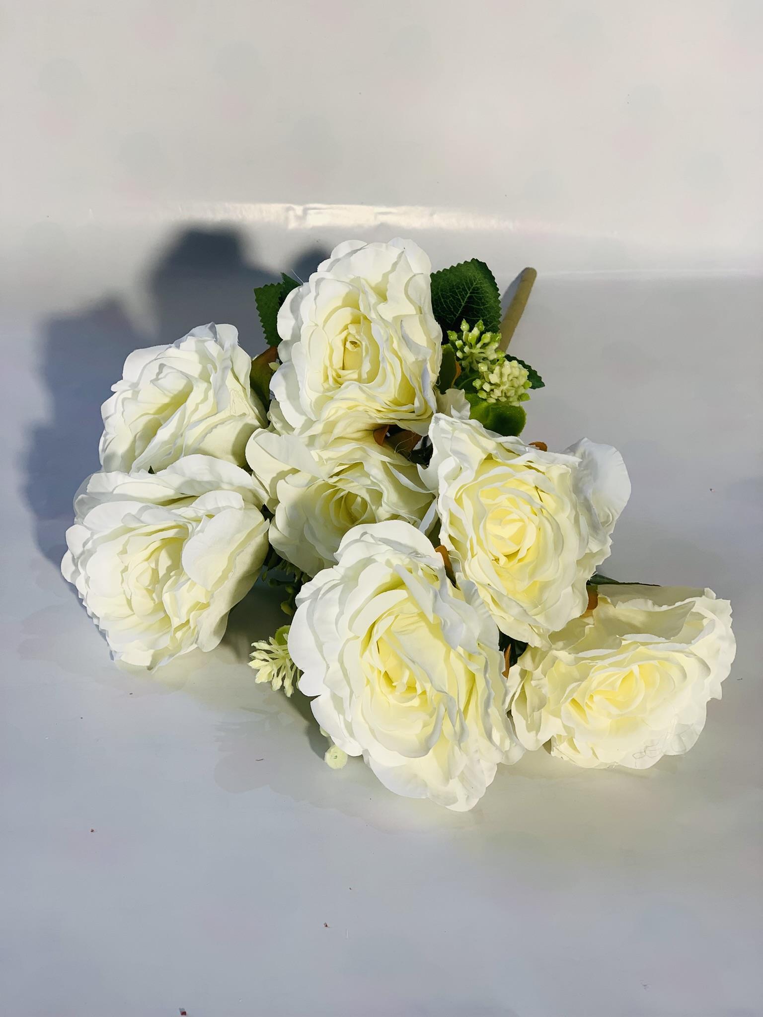 שושנים גדולים לבן #2