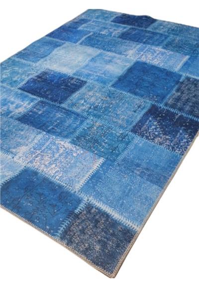 שטיח מודפס כחול