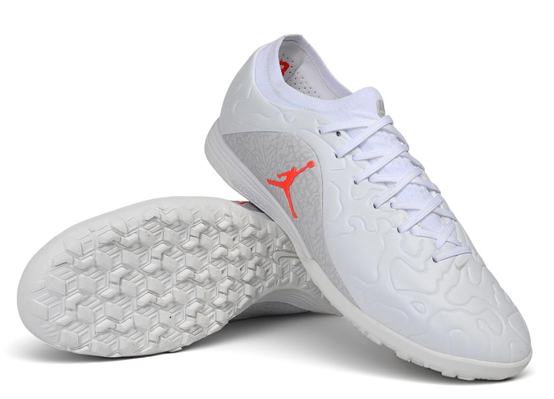 נעלי קטרגל נייק Jordan Tiempo Maestro Elite לבן
