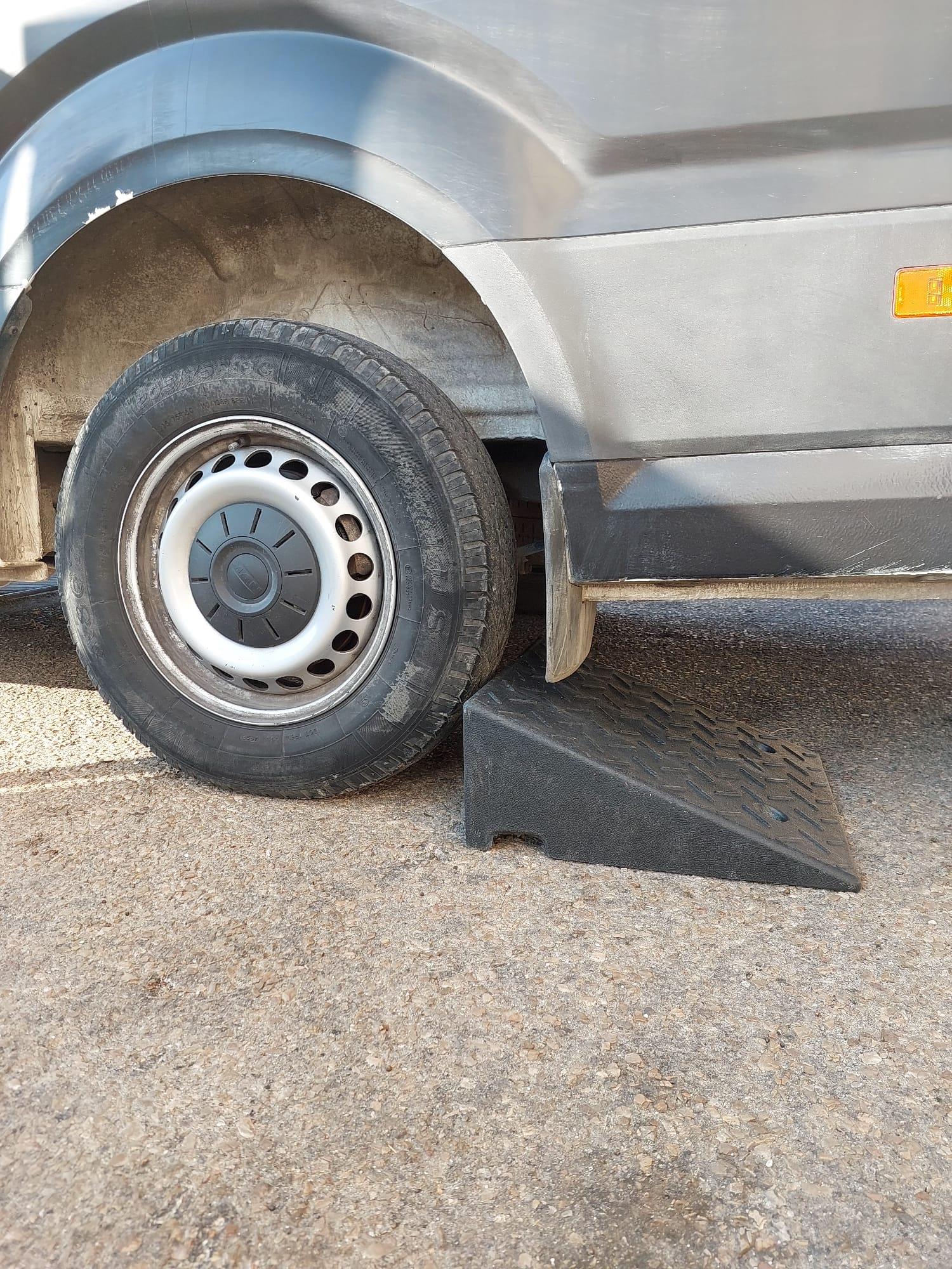 מעצור סטופר לגלגל קיבוע למניעת התנגשות לרכב גבוה טנדרים וגיפים קמפינג לייף