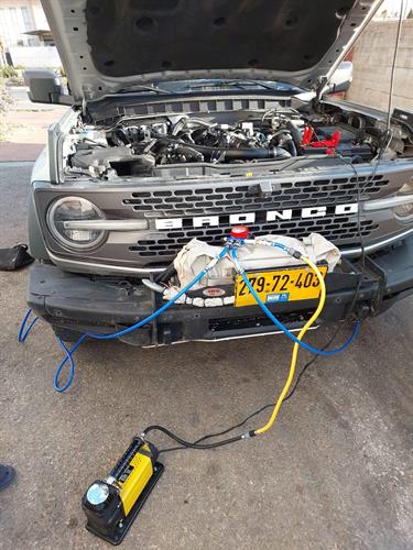 ניפוח אוויר 4 גלגלים מערכת מקצועית משווה לחצים וגם מאפשרת הורדת אוויר מהיר מ 4 גלגלים קמפינג לייף