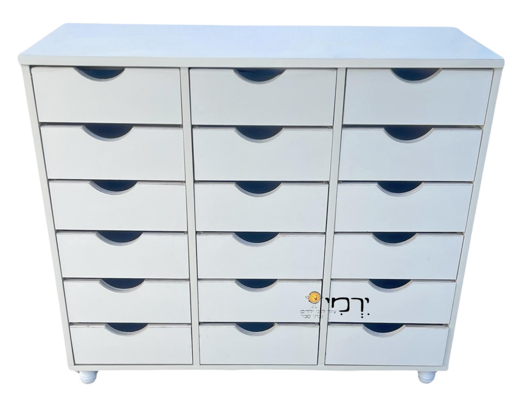ארון 18 מגירות עץ