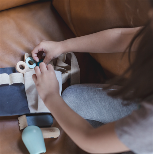 חגורת מעצב שיער מעץ