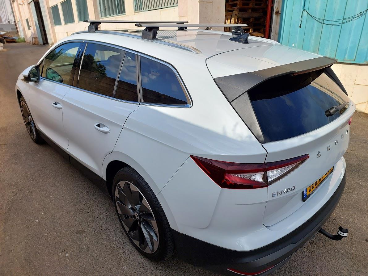 גגון לסקודה אניאק SKODA ENYAQ חשמלית גגון פסי רוחב אווירודינמיים אלומיניום קמפינג לייף