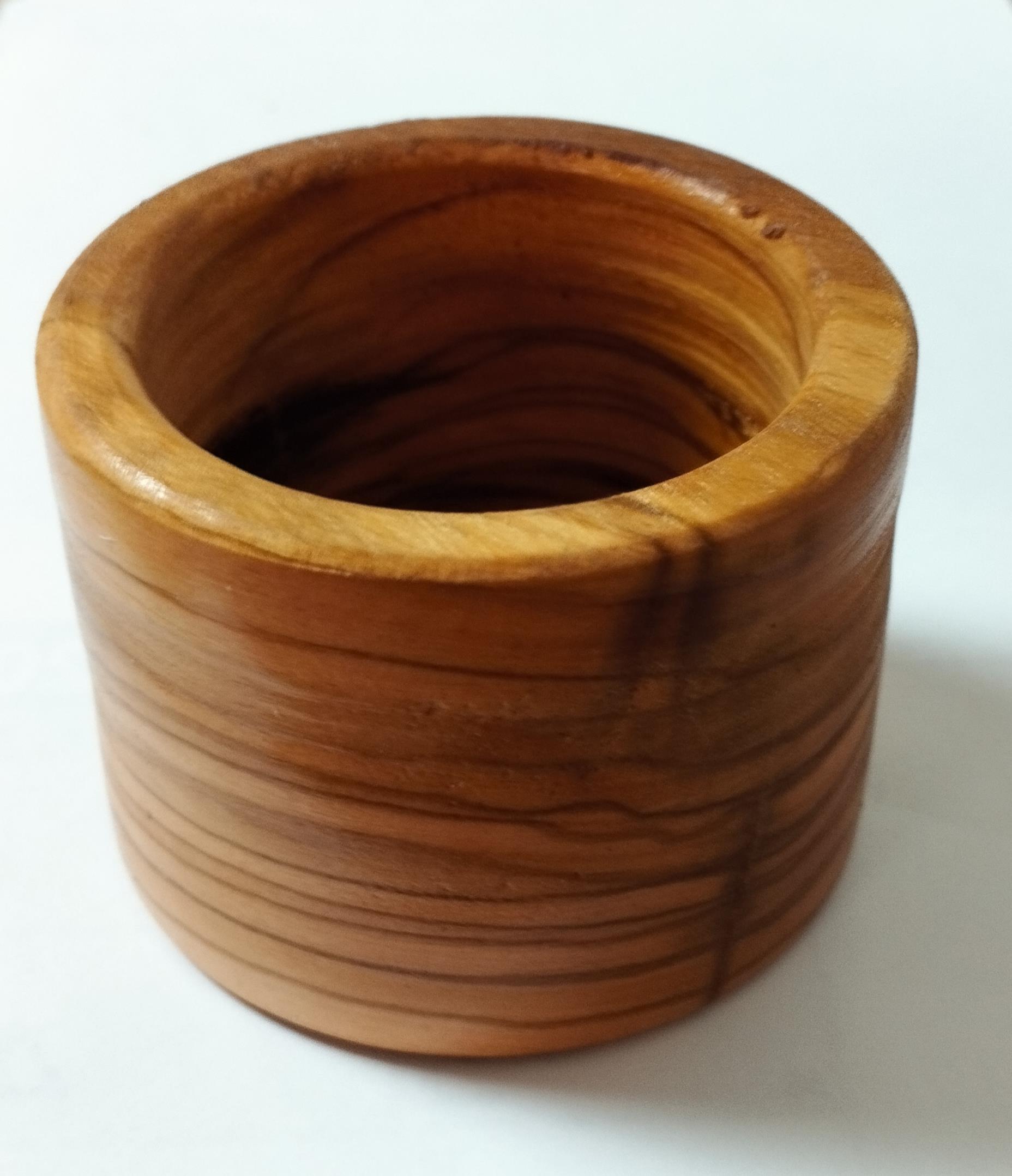 חבק גדול לטלית מעץ זית חבק גדול לטלית מעץ זית