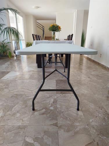 שולחן תוספת לאירוח בחגים אירועים ושבתות מתקפל אורך 1.8 מטר רוחב 74 סמ' גובה 74 סמ קמפינג לייף שולחן תוספת לאירוח בחגים אירועים ושבתות מתקפל אורך 1.8 מטר רוחב 74 סמ' גובה 74 סמ קמפינג לייף