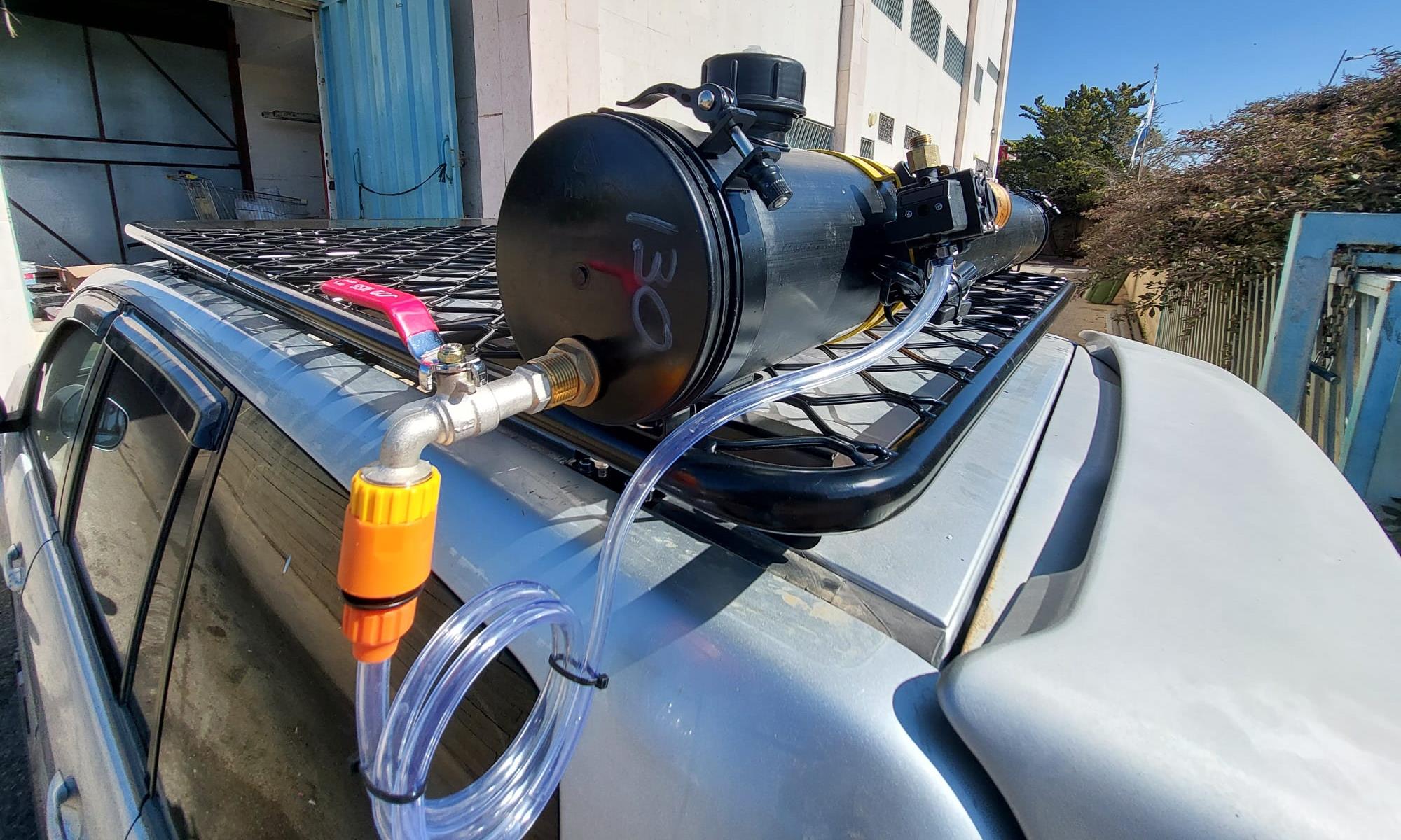 גגון טויוטה לנד קרוזר אלומיניום אורך 1.8 מטר מיכל מים ומקלחת שטח חשמלית 12 וולט סט קמפינג לייף גגון טויוטה לנד קרוזר אלומיניום אורך 1.8 מטר מיכל מים ומקלחת שטח חשמלית 12 וולט סט קמפינג לייף