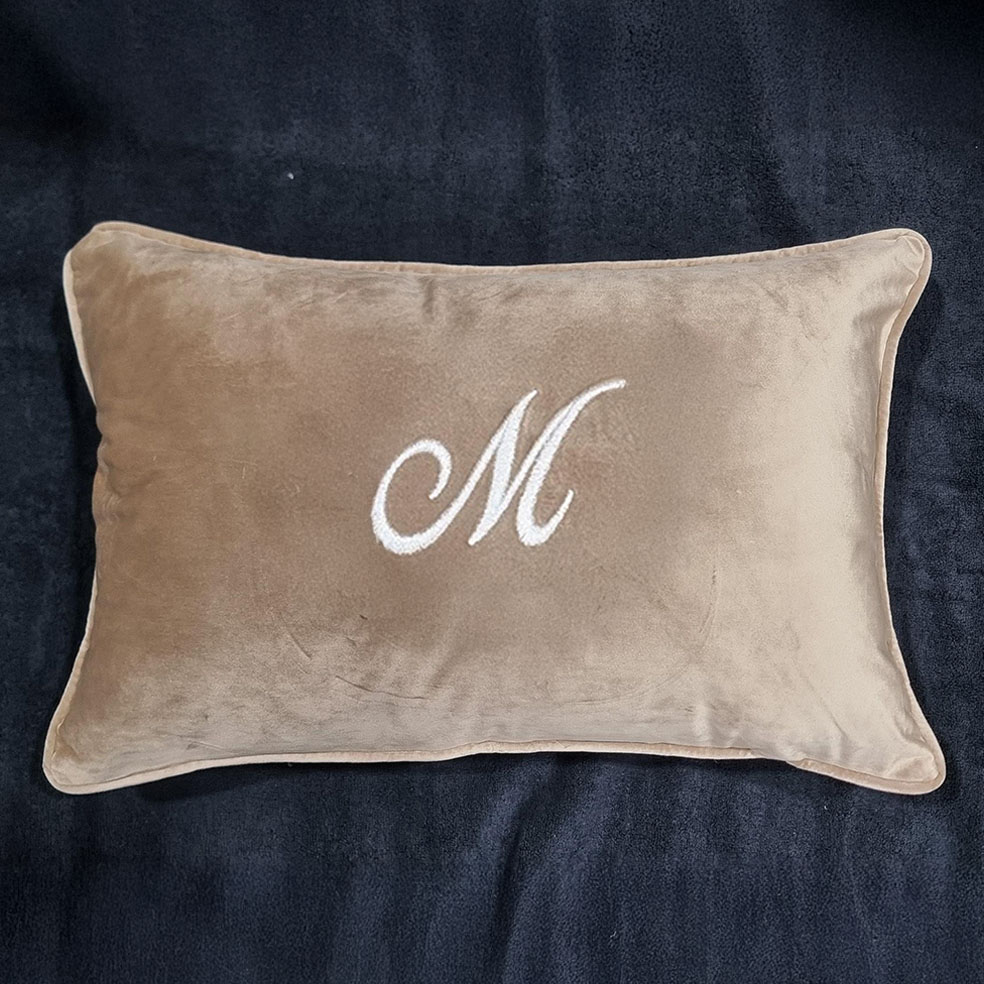 כן! אנחנו מעוניינים בתוספת רקמה