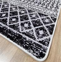 שטיח סלון דגם אוטר - אלמנטים גאומטרים *חיסול*