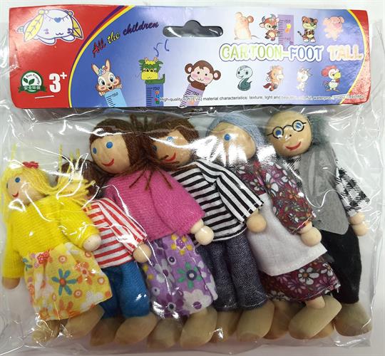 בובות עץ דמויות משפחה