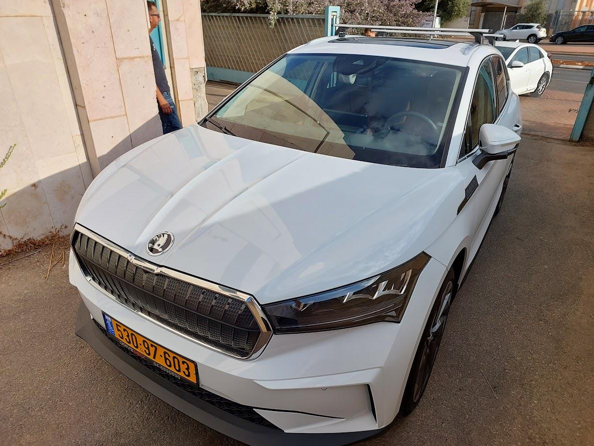 גגון לסקודה אניאק SKODA ENYAQ חשמלית גגון פסי רוחב אווירודינמיים אלומיניום קמפינג לייף