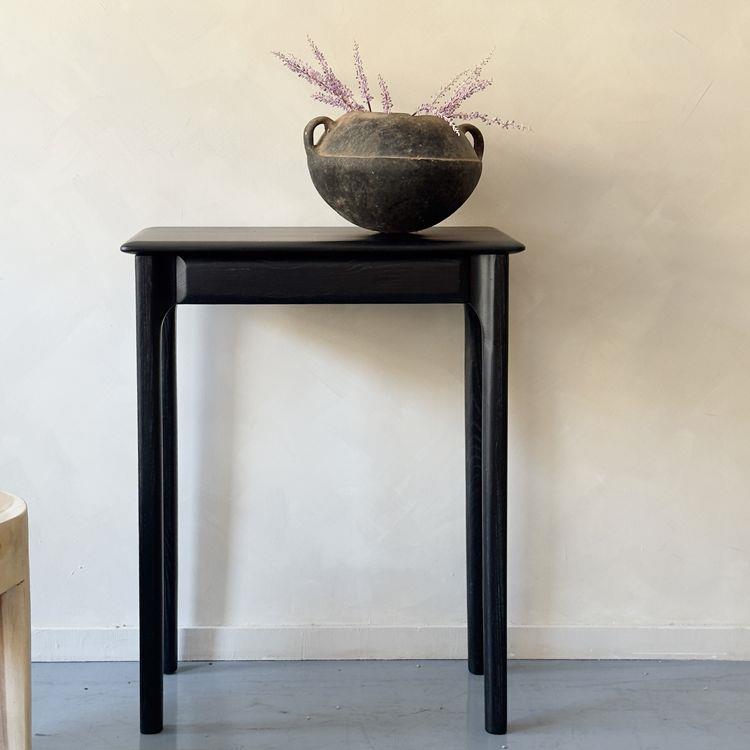 קונסולה דגם נוקס