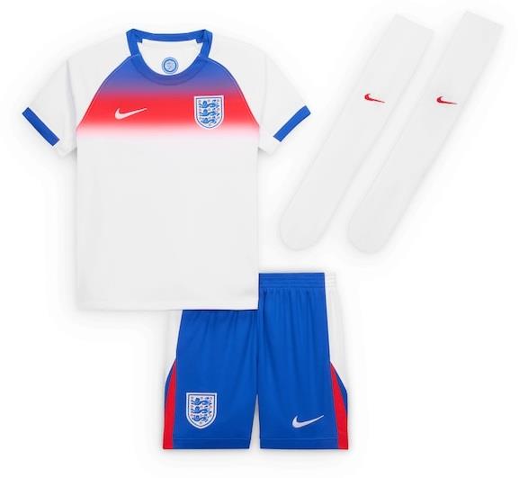 חליפת ילדים אנגליה בית