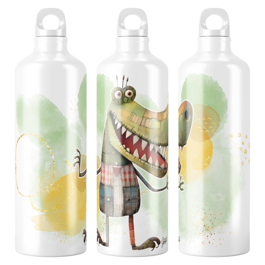 איור תנין צבעוני על בקבוק שתייה מעוצב, תצוגת פריסת העיצוב משלוש זוויות שונות, אמנות פראית וייחודית לסטודיו.