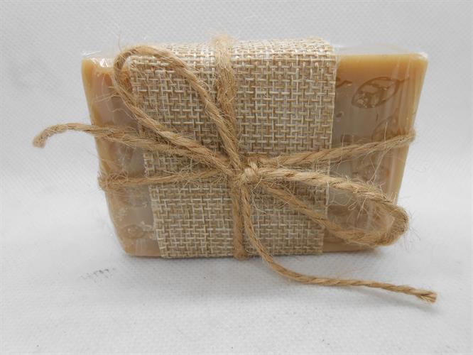 סבון 100% טבעי בניחוח קינמון וניל מתאים גם כמתנה