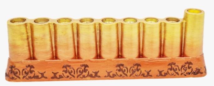 חנוכיה במבוק דגם צינורות