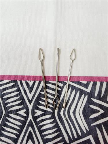 Knitting Needle - מחט לסריגה