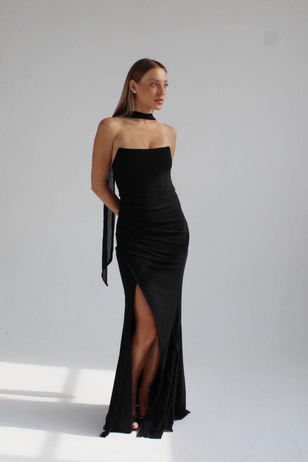 שמלת קטרין שחורה שמלת קטרין שחורה