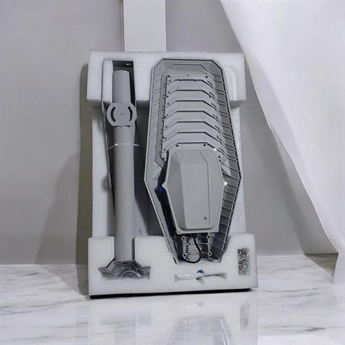 פרוז'קטור רחוב סולארי עוצמת 600 וואט פרוז'קטור רחוב סולארי עוצמת 600 וואט