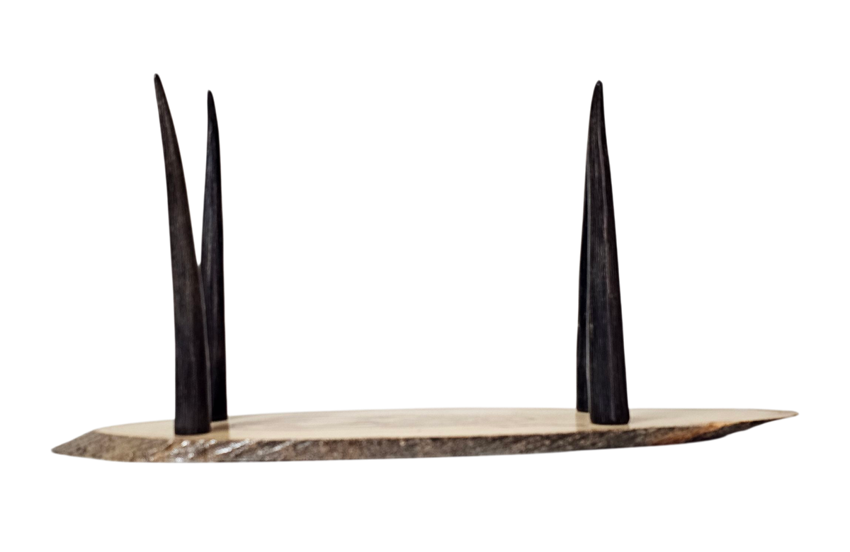 מעמד מעץ לשופר קודו