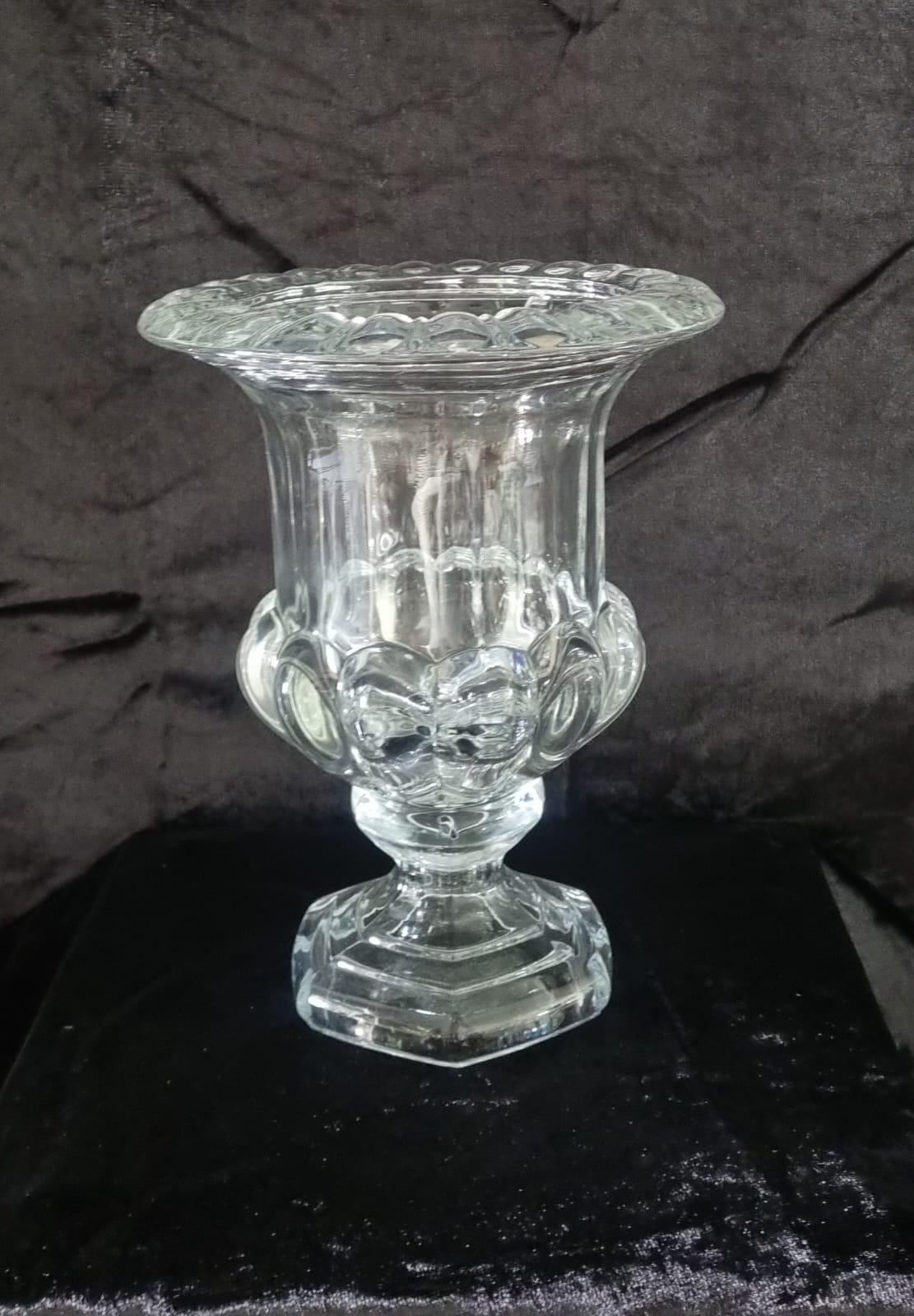 אגרטל זכוכית מעוצב