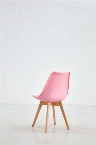 כסא לפינת אוכל מעוצב דגם מנהטן צבע ורוד כסא לפינת אוכל מעוצב דגם מנהטן צבע ורוד