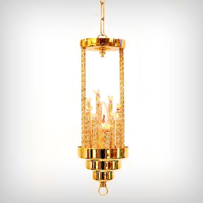 נר תמיד תלוי מהתקרה - 107