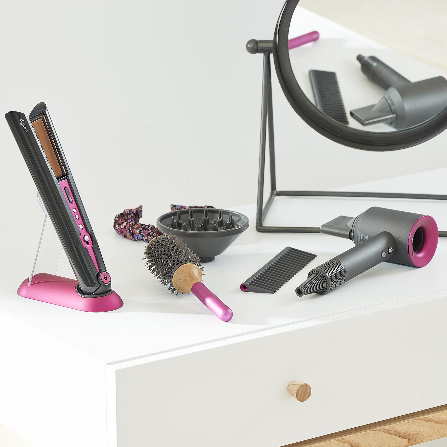 ערכת טיפוח שיער דלוקס Deluxe של Dyson | כל אביזרי השיער לילדים גילאי 3+