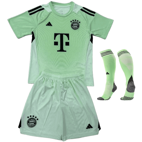 באיירן מינכן חליפת שוער ילדים