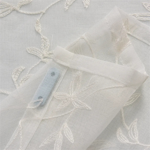 וילון רקמה השחלה אופל- שמנת וילון רקמה השחלה אופל- שמנת