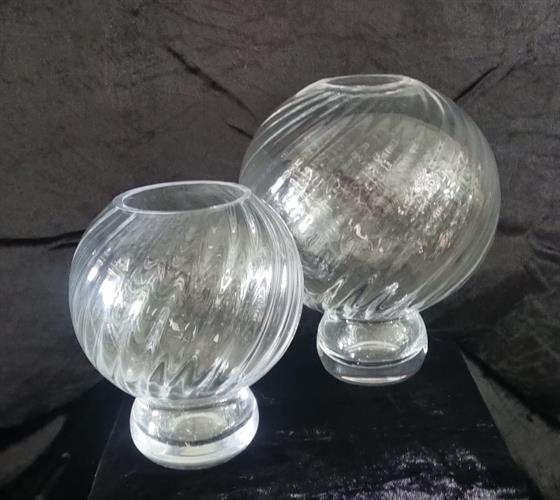 זוג אגרטלים לעיצוב