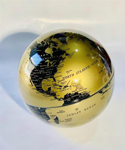 כדור הארצ זהב שחור