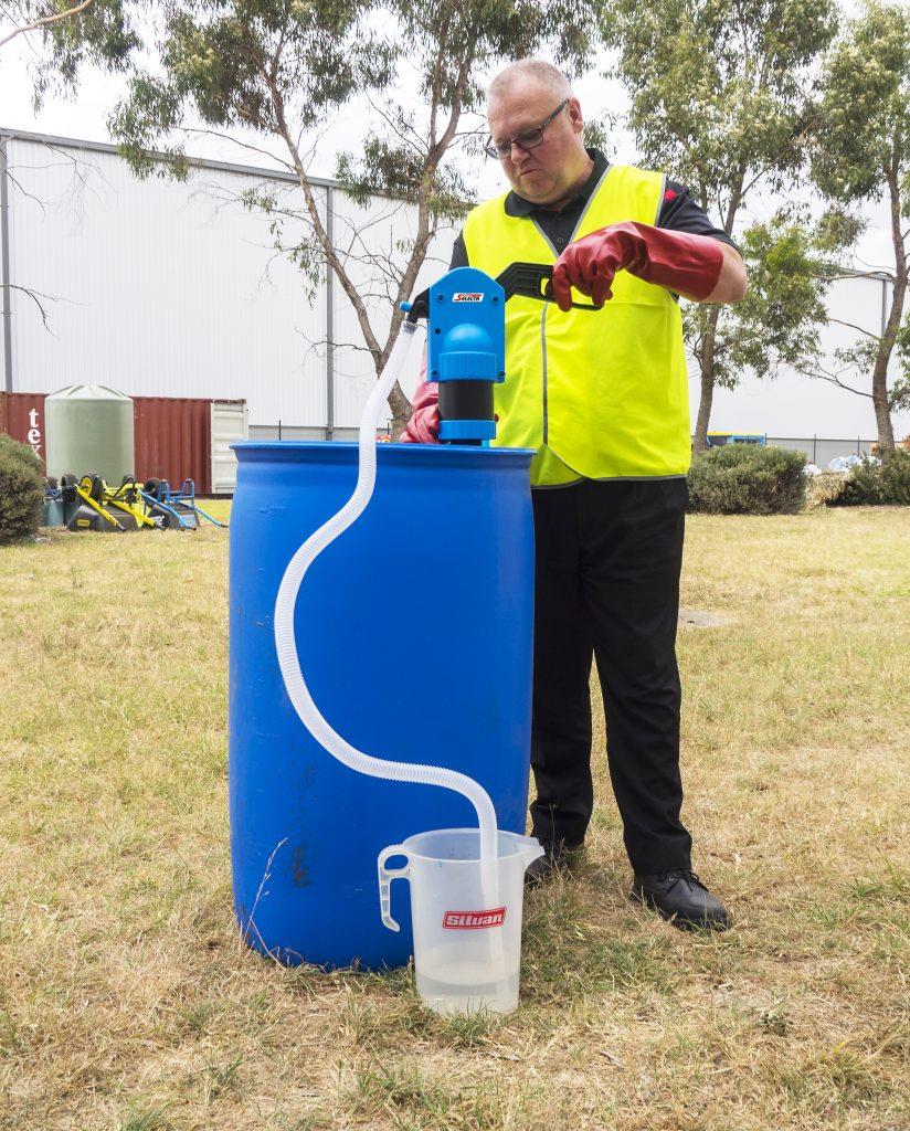 משאבת אוריאה AD BLUE ידנית קמפינג לייף