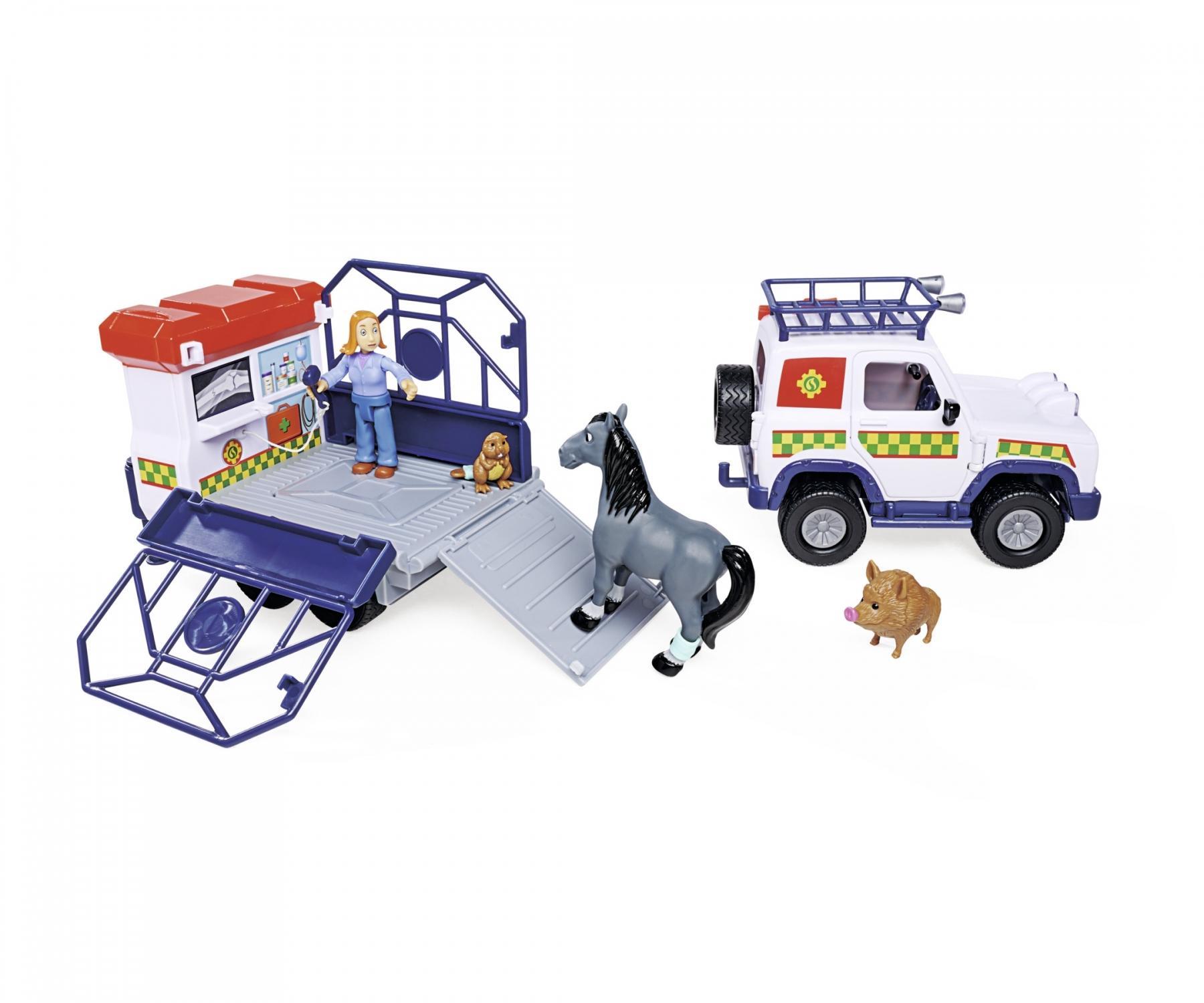 סמי הכבאי -ליזי הווטרינרית ברכב עם קרוואן 4X4 חילוץ סמי הכבאי -ליזי הווטרינרית ברכב עם קרוואן 4X4 חילוץ