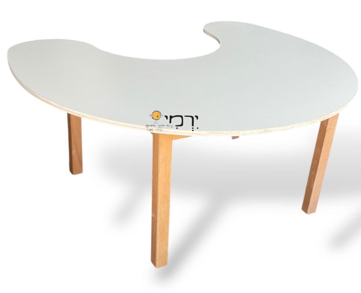 שולחן פרסה רגל עץ - 8 ילדים