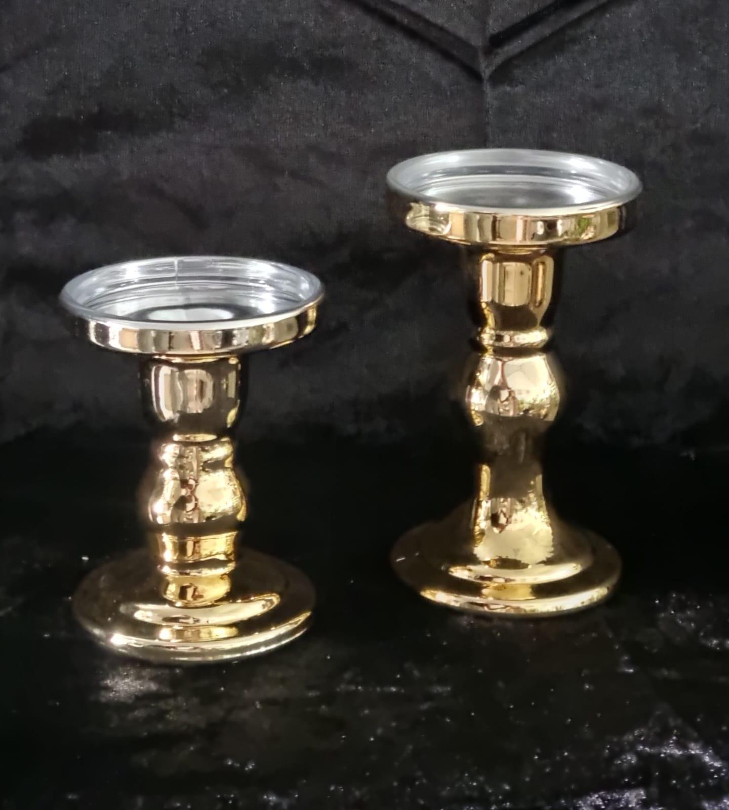 זוג פמוטים זהב