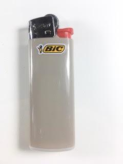 מצית BIC בצבע אפור