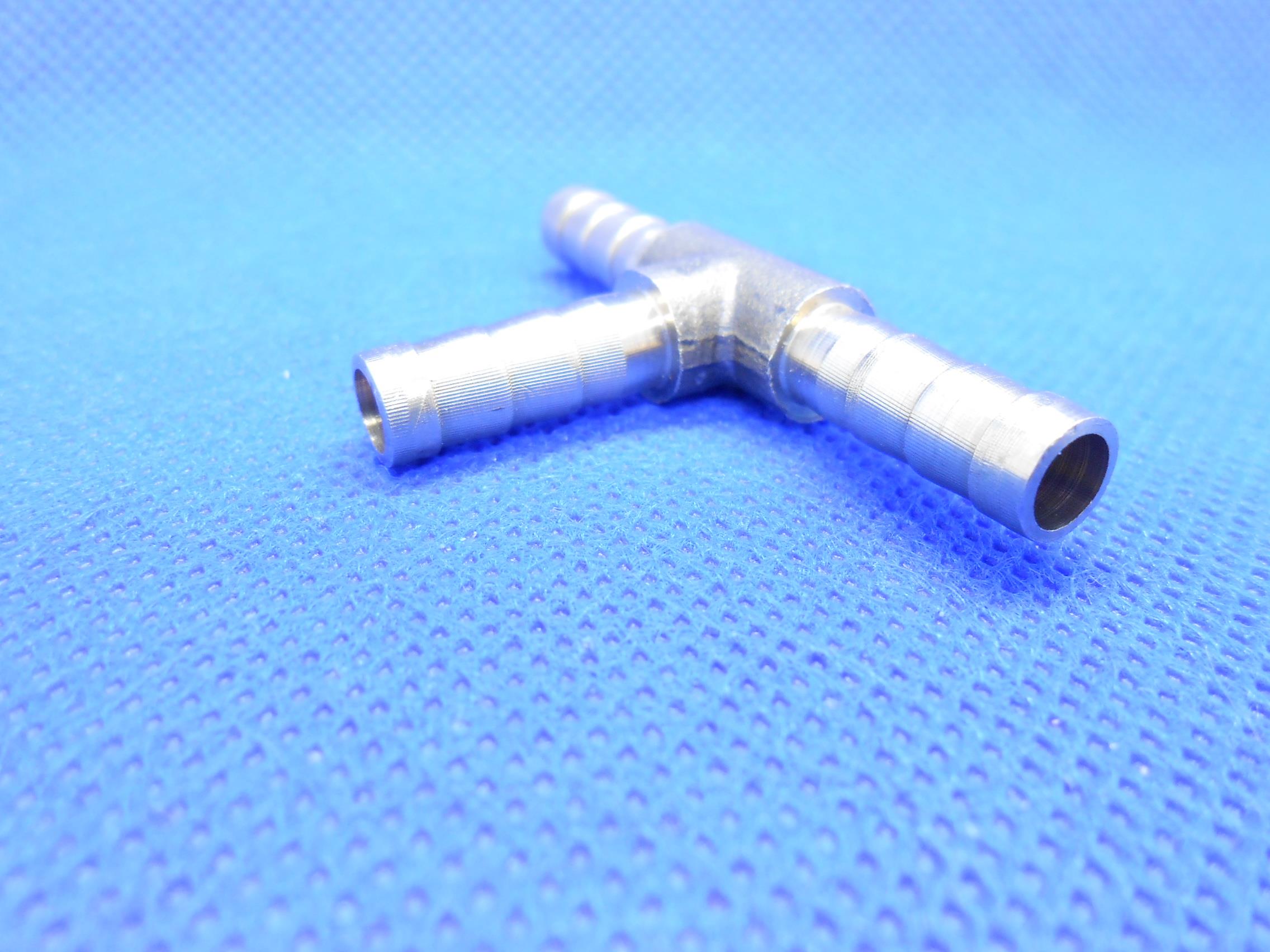 T מפצל 3 יציאות T נחושת קוטר 5 ממ חיבור זכר קמפינג לייף