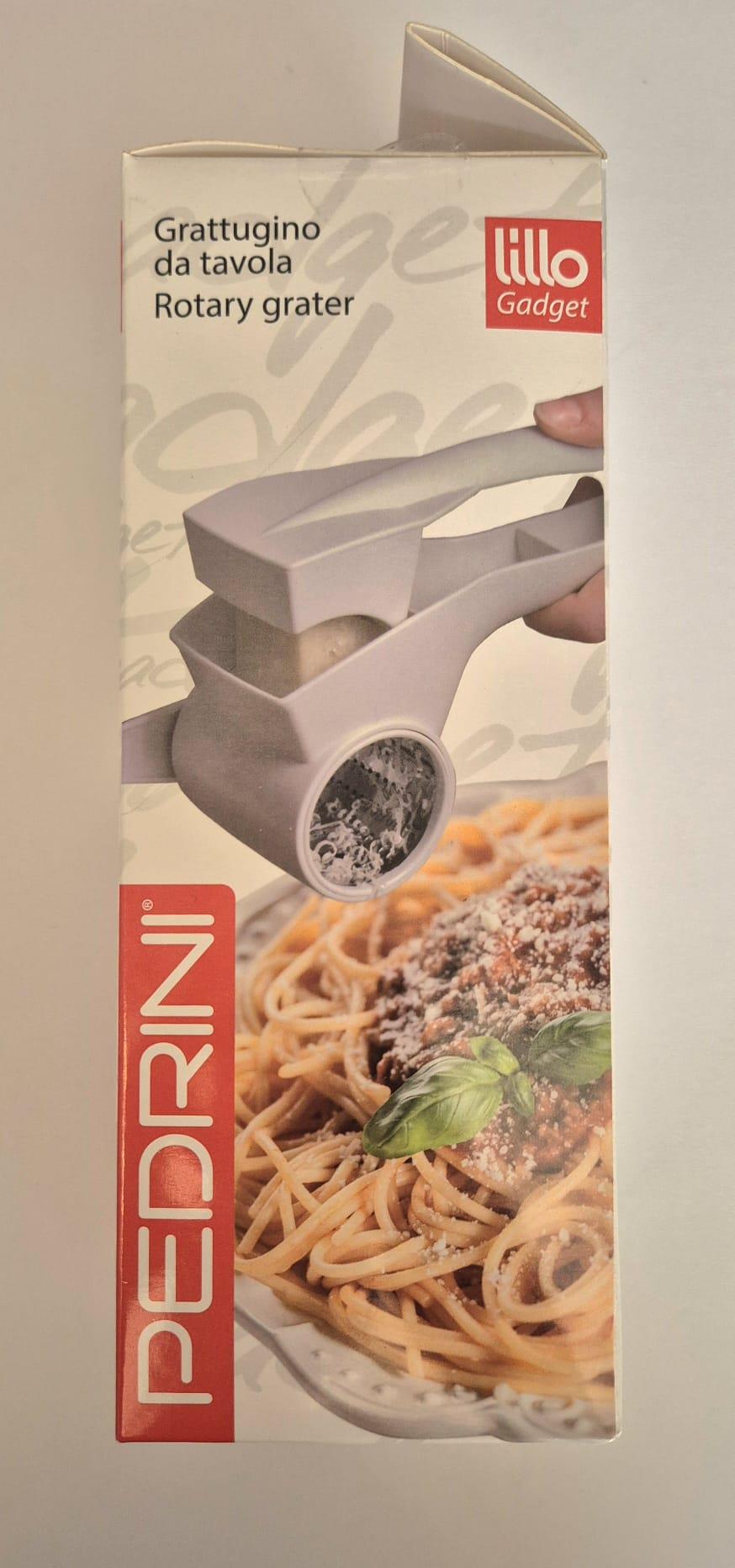 מגרדת פרמזן ושוקולד ואגוזים